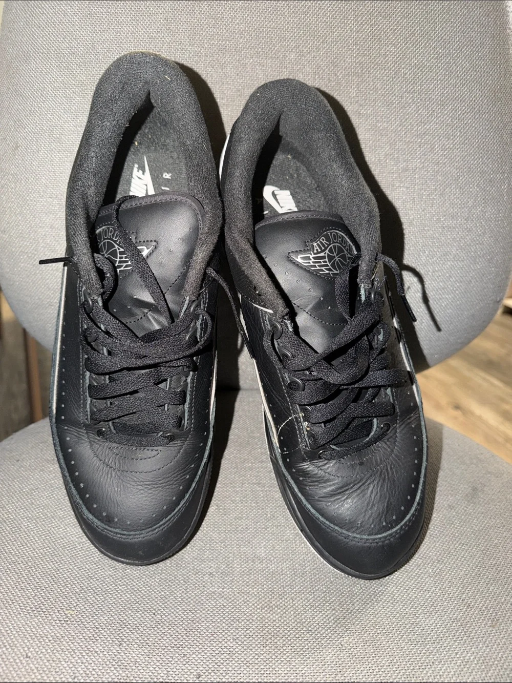 Jordan Men’s Black Leather Low-Top Sneakers